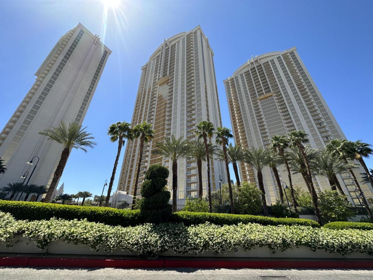 Mgm Signature Deluxe Balcony Strip View Suite Лас Вегас Екстериор снимка