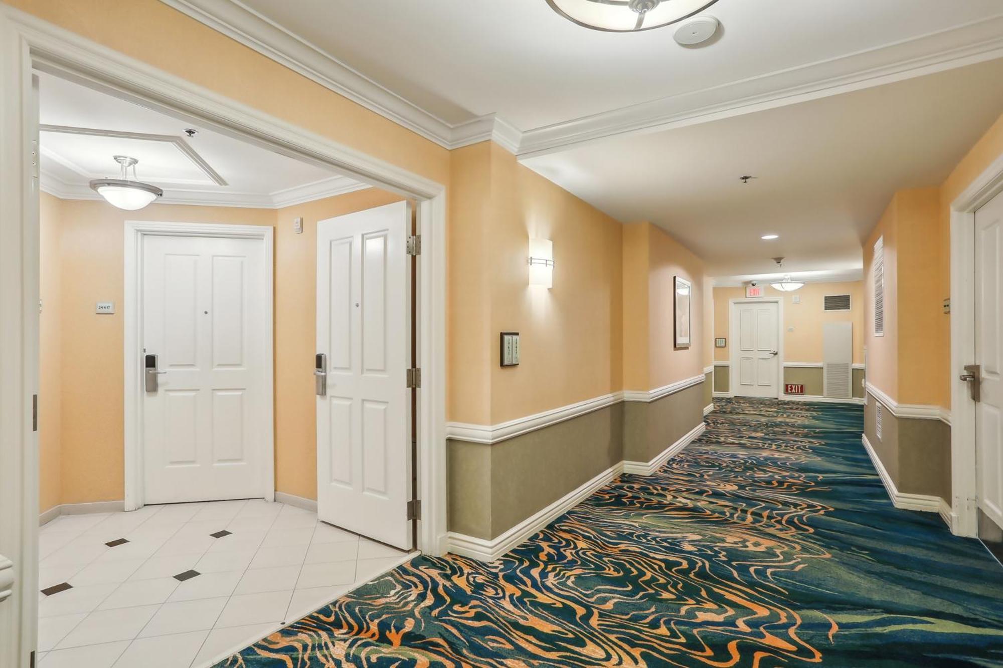 Mgm Signature Deluxe Balcony Strip View Suite Лас Вегас Екстериор снимка