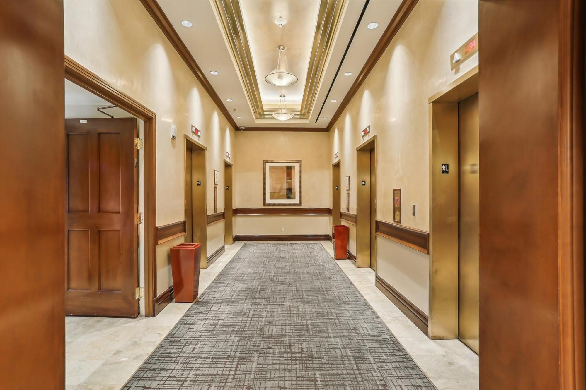 Mgm Signature Deluxe Balcony Strip View Suite Лас Вегас Екстериор снимка