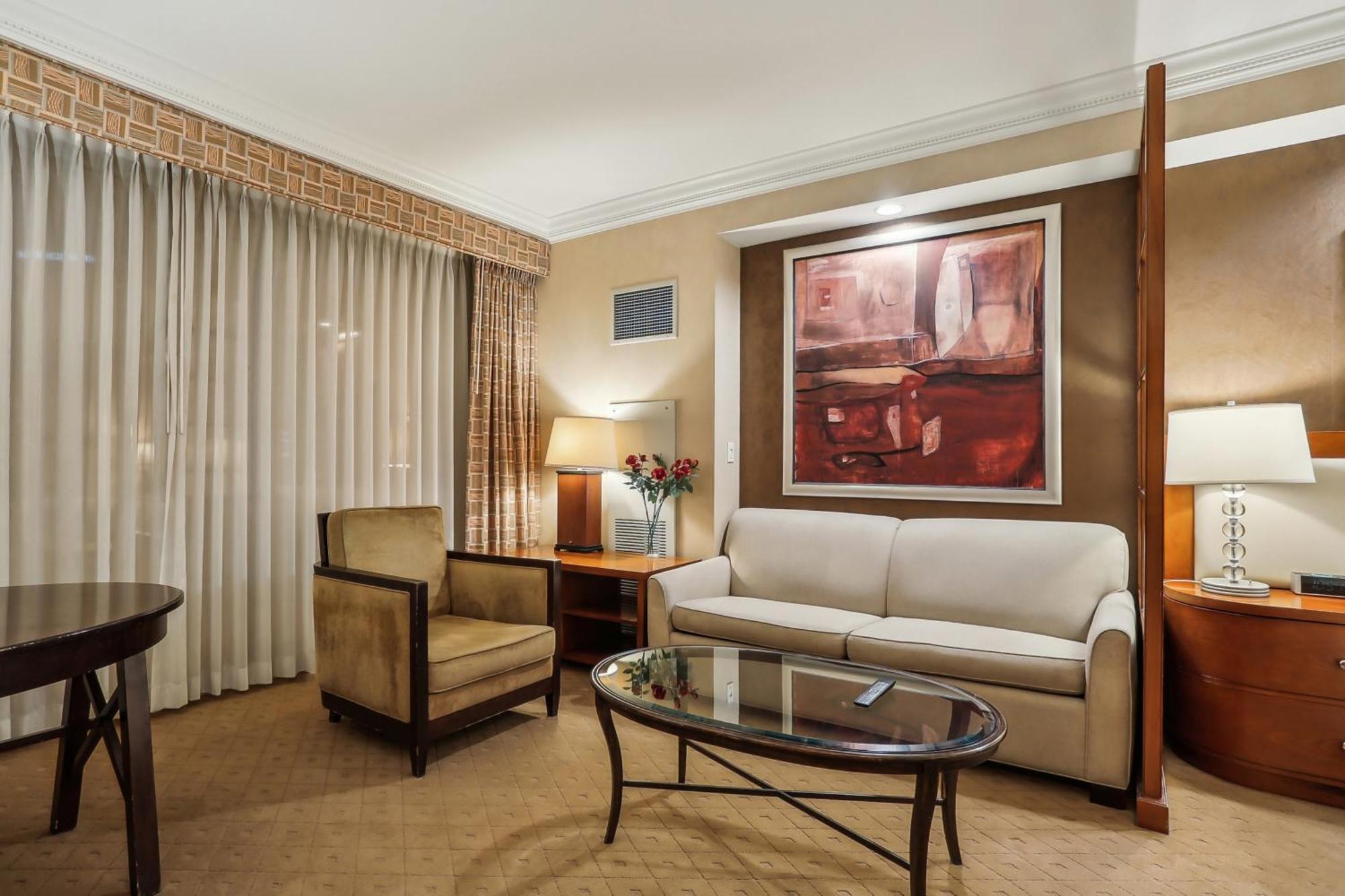 Mgm Signature Deluxe Balcony Strip View Suite Лас Вегас Екстериор снимка